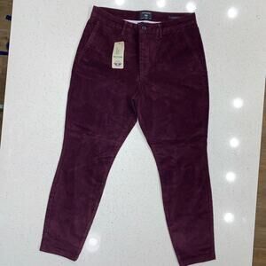 NWT Dockers Womens 32R Corduroy Weekend Chino Slim Ankle Pants, Burgundy